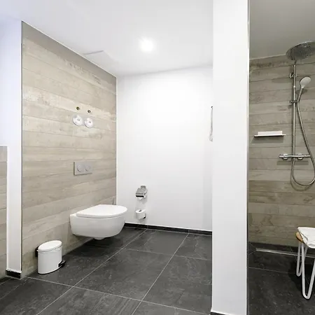 Strandlounge - 5 Sterne-wohnung Mit Xxl-balkon, Wellness & Boddenblick *