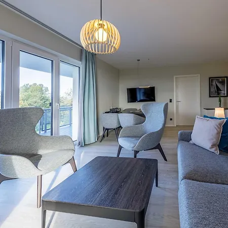 Strandlounge - 5 Sterne-wohnung Mit Xxl-balkon, Wellness & Boddenblick 公寓 *