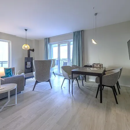 Strandlounge - 5 Sterne-wohnung Mit Xxl-balkon, Wellness & Boddenblick